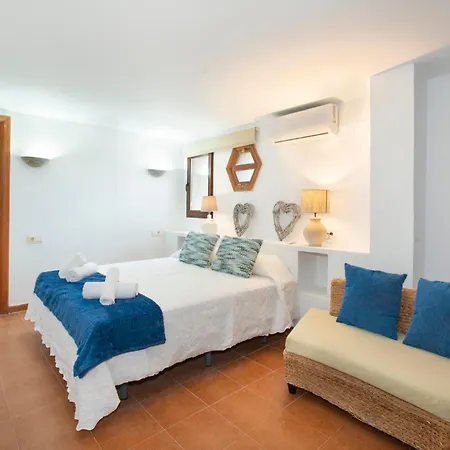 Willa Tanquetes De Xanet By Vintage Travel *